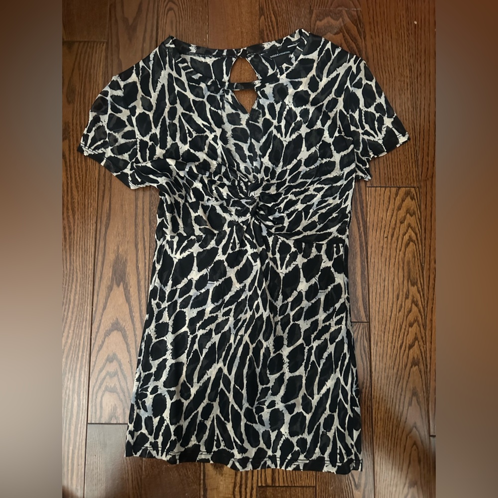 Moda International Monochrome Patterned Top